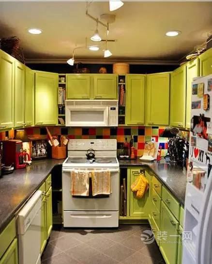果绿色厨房装修设计